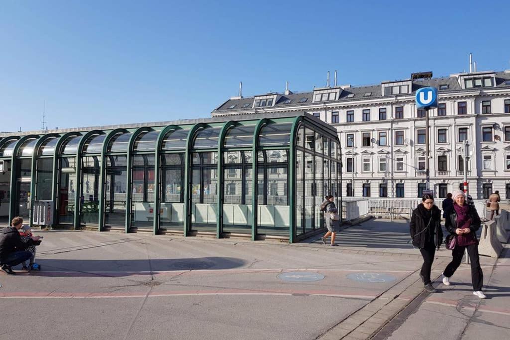 Schonbrunn Apartment Wenen Buitenkant foto